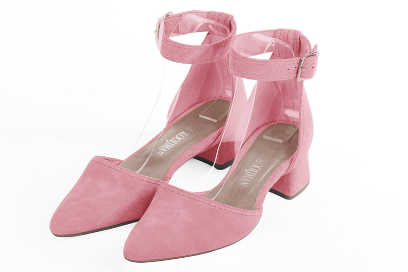Carnation pink women's open side shoes, with a strap around the ankle. Tapered toe. Low flare heels. Front view - Florence KOOIJMAN